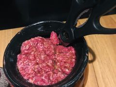 -炼火烤肉店