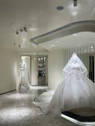 点击看大图 -MANLI BRIDAL婚纱