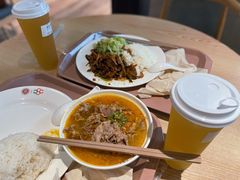 荔枝冰摇乌龙-北大家园食堂