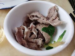 -华哥新鲜猪精品美食