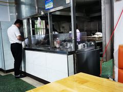 大堂-魏旺湖北正宗牛肉面(硚口公园店)
