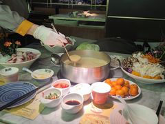 -澳美徕·港式花胶鸡火锅(高新万达店)