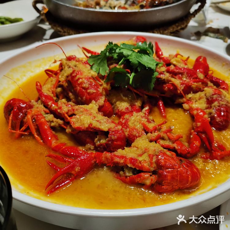 晚上11点之后排队可以缩减一些时间