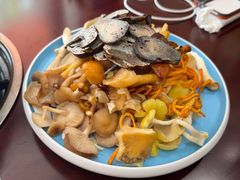 -菌之家·专业纯野生菌火锅·特色炒菌