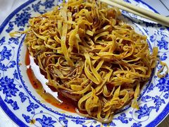 韩式干豆腐丝-聚合鑫东北熏酱熟食麻辣面(长阳店)