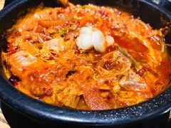 辣牛肉汤-吴草鸡爪오초닭발韩食堂(融恒盈嘉中心店)
