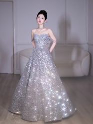 -莫小姐婚纱