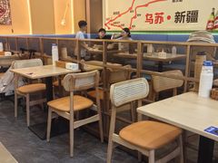 -浪里寻·臻牛养生牛肉火锅(方圆荟店)