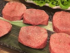 -炼火烤肉店