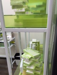 -凡碧诗毛孔清洁收细