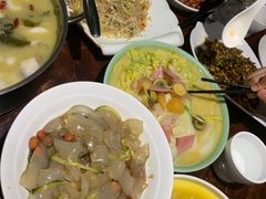 -丁哥·庐味鲜 土菜·20年老字号(世纪阳光花园店)