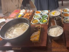 -银米·云南传统过桥米线(双廊黑金冠店)