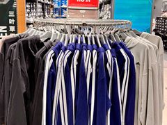 -百年港湾奥特莱斯(香炉礁店)