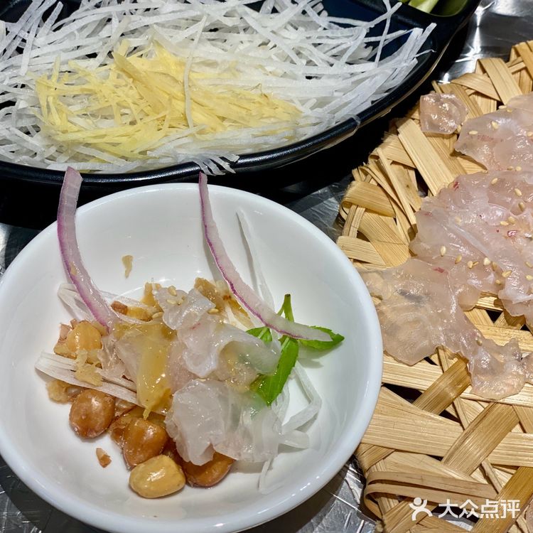 潮州｜到了潮汕怎么能不吃鱼生🐟！