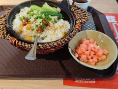 -铁二锅米线童谣洋芋饭(立海大厦店)