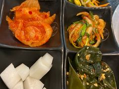 -烤路里·韩国品质自助烤肉(石路天虹4号店)