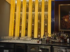 -龙虾酒吧扒房(宁波香格里拉店)