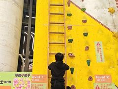 -攀猩儿童攀岩馆(宝乐汇店)
