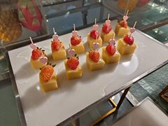 -棕榈阁·巴西烤肉海鲜自助餐厅(中州皇冠假日酒店)
