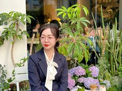 -洪小鹏生活美学馆(领SHOW天地店)