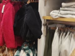 -优衣库(天津鲁能城购物中心店)