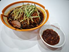 -三姐妹冷面馆(保卫路店)