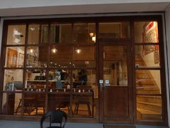 -C.Y Cafe