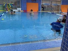 -戊辰亲子游泳俱乐部