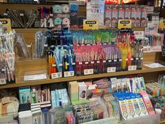 -九木杂物社(北京顺义华联购物中心店)