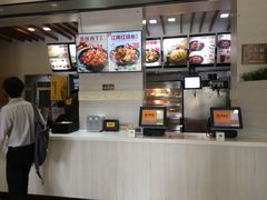 -老娘舅餐厅(黄龙体育中心店)