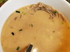-老长沙湘菜馆(凤凰路店)