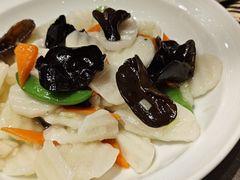 -闫府私房菜·百年鲁菜(恒隆店)