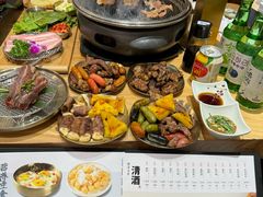 -青瓦餐厅·生鱼片·韩园烤肉(西塔店)