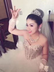-贺贺新娘造型婚纱店