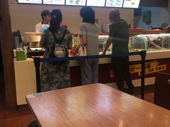 -顺溜·手工刀削面·黑金店(铜锣湾店)