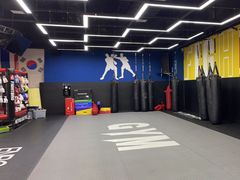 -成杰格斗·拳击·柔术·防身术(建设路店)