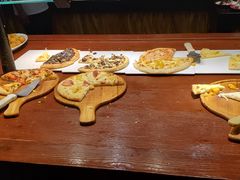 -好伦哥比萨烤肉自助(八里桥店)