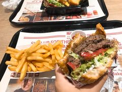 -The Habit Burger Grill 哈比特汉堡(爱琴海店)