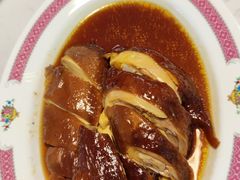 玫瑰豉油鸡（例）-东鑫记港式茶餐厅(南京东路店)