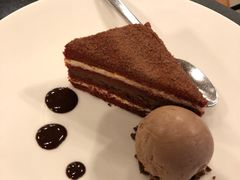 -WOLFGANG PUCK KITCHEN & BAR(迪士尼小镇店)