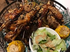 招牌什锦烤肉拼盘-疯克大象美式烤肉餐厅