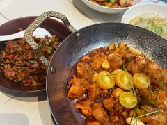 -阿瓦山寨·湘菜现炒·剁椒鱼头王(咸阳总店)