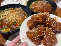 糖醋小排-爆炸头阿姨小四川正宗川味小吃(无任何分店)
