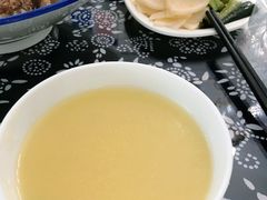 -八两八金·莱芜特色炒鸡(市南漳浦路店)