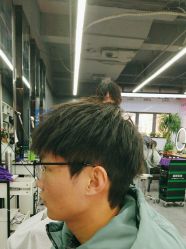 -藤野造型烫发染发