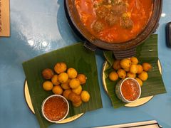 -刘姐啤酒鱼民族演艺餐厅(西街总店)