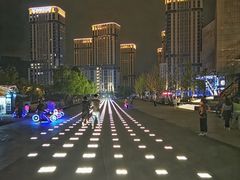 -南京眼步行桥