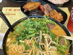 -星林居酸辣米线餐厅