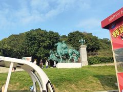 -龙凤山庄影视度假村
