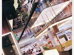-捞王锅物料理(上海世茂广场店)